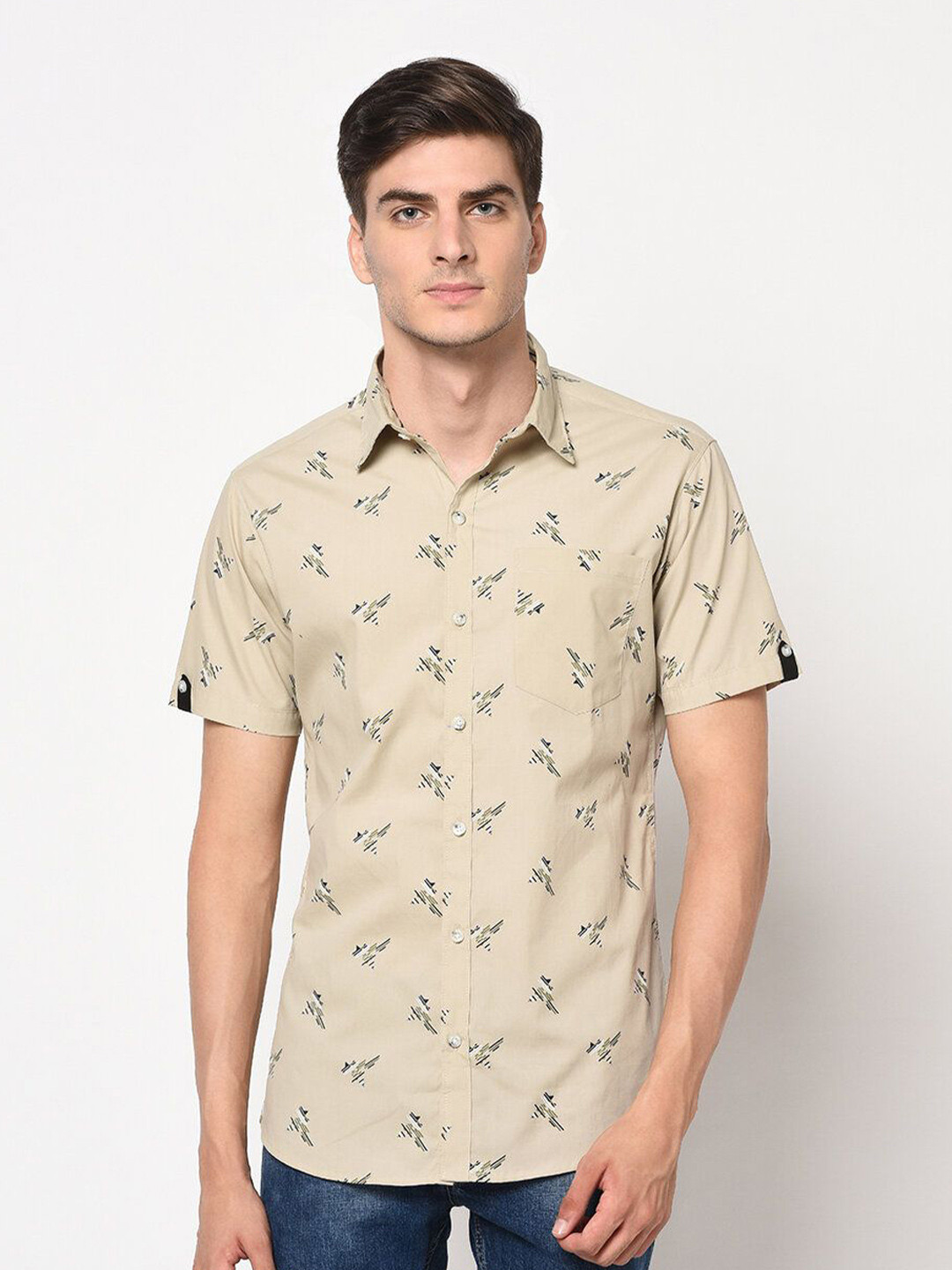 Apuesto Men India Slim Fit Abstract Printed Spread Collar Cotton Casual Shirt
