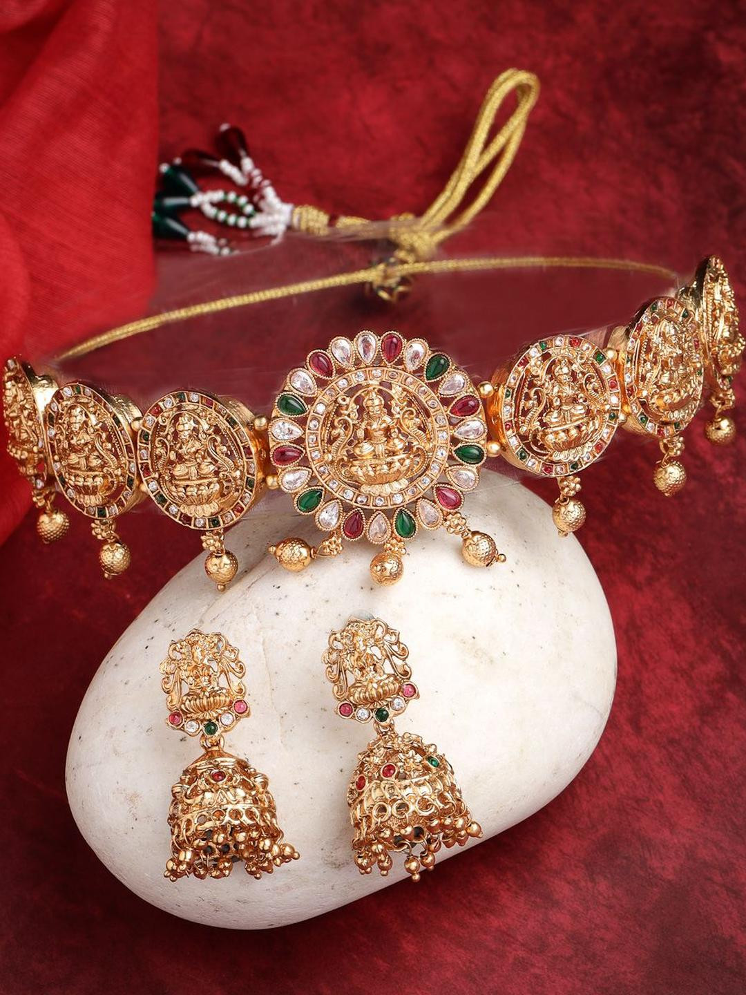 Sukkhi Women Cultivated Gold Plated Red Green AD Stones Choker Necklace Earrings Jewellery