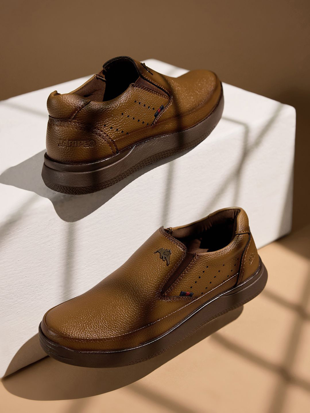 Buckaroo Ruvik Men Textured Casual Shoes With Laser Cuts