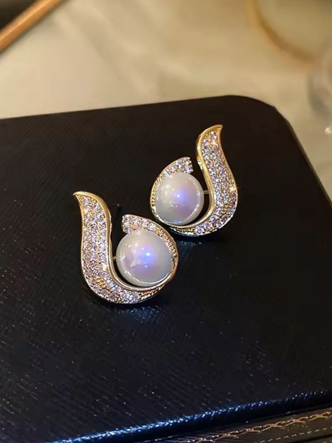 SKORPIO Artificial Stones Studded & Beaded Korean Circular Shaped Studs