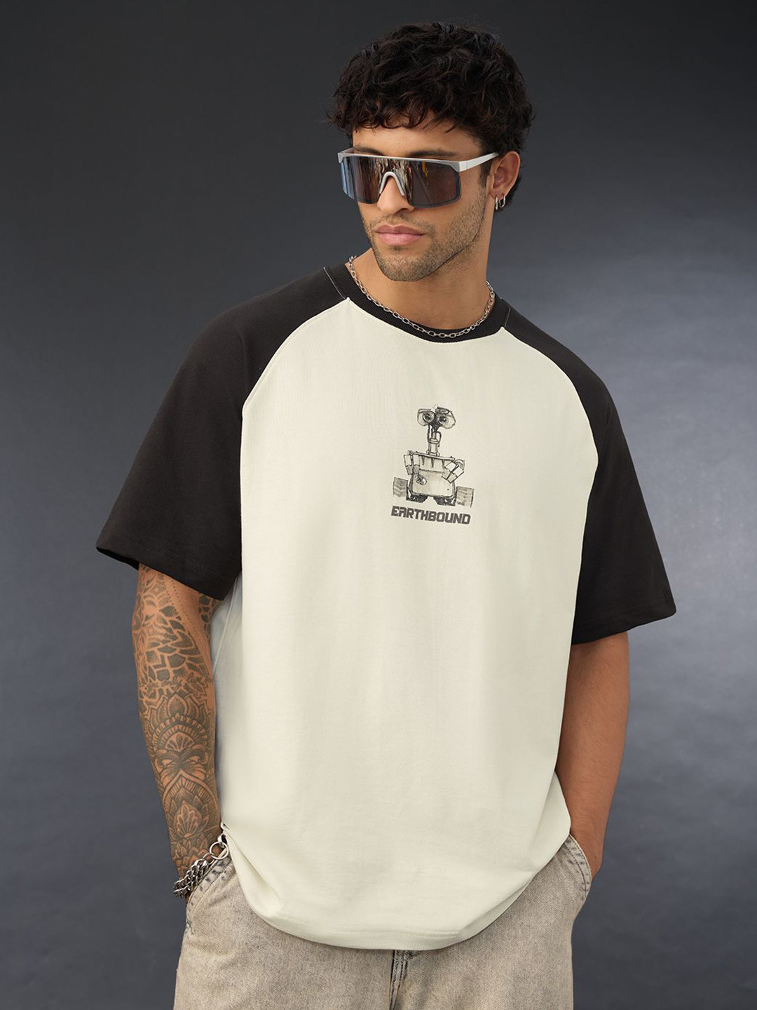 The Souled Store Official Men Disney: Pixar Wall-E Multicolor Oversized Fit T-Shirt