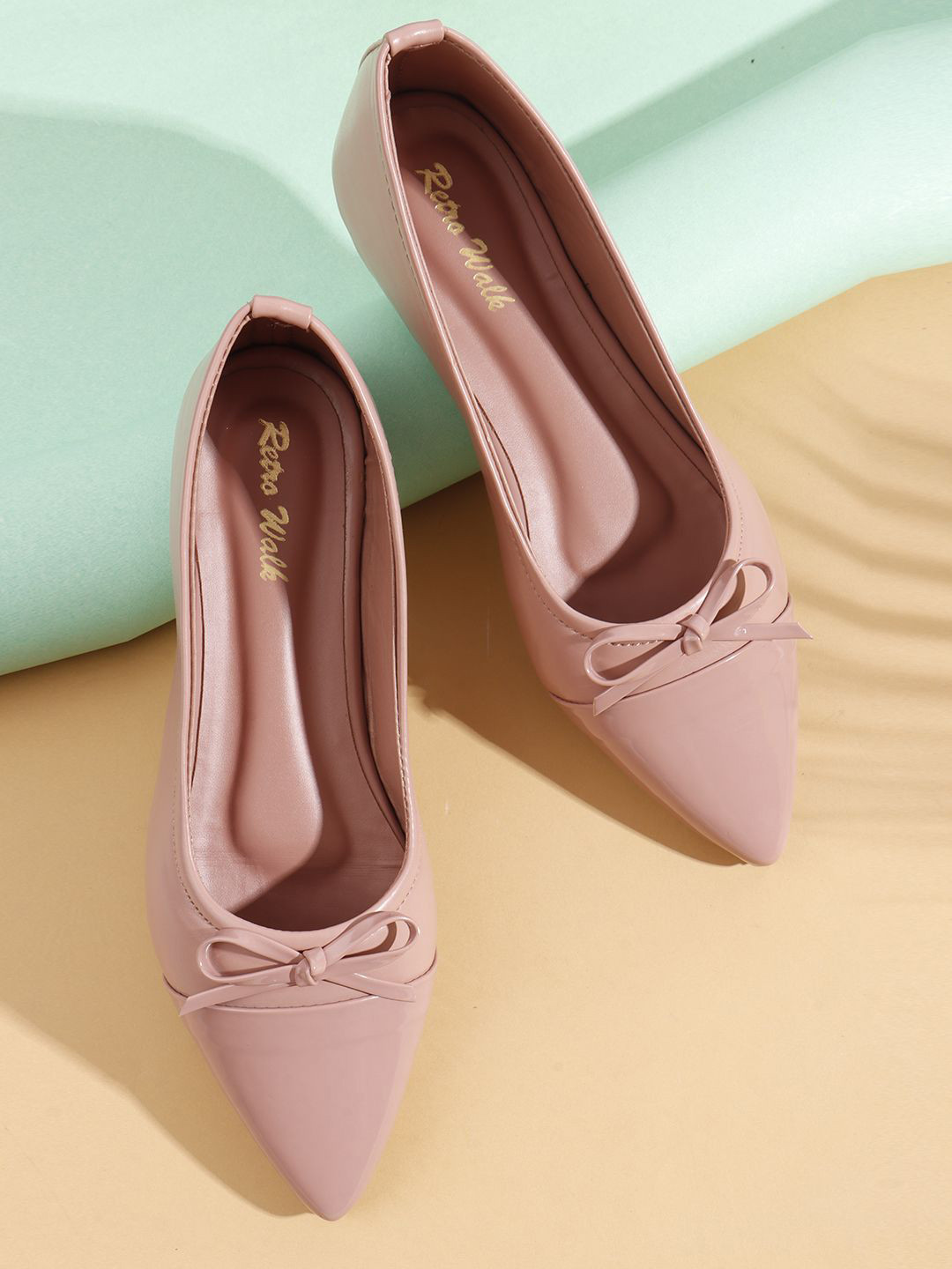 Retro Walk Women Slip on Pointed Toe Ballerinas with Bow