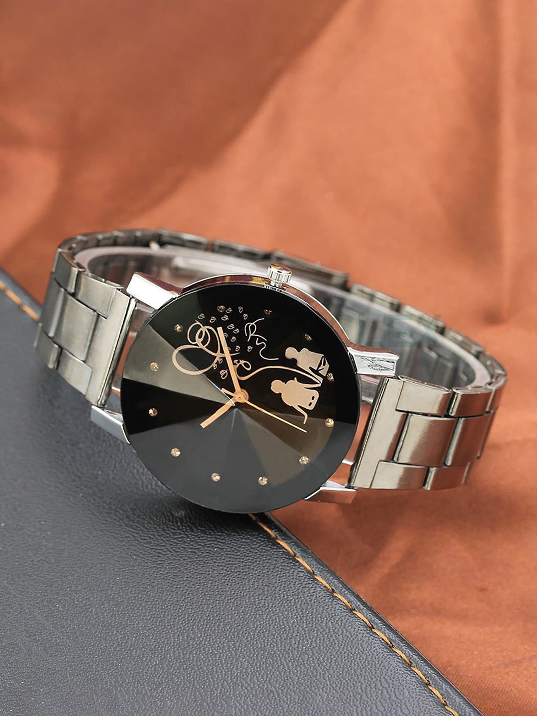 Miss Perfect Unisex Embellished Dial & Bracelet Style Straps Analogue Watch QW173