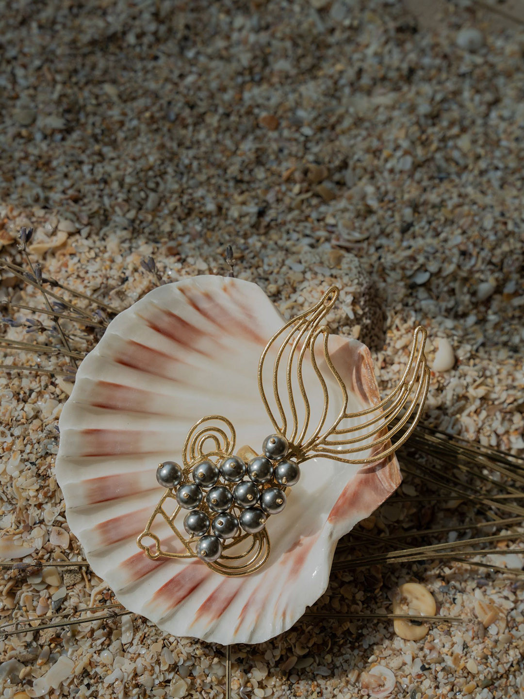 BaalaJewels Women Gold-Plated Fish Finger Ring