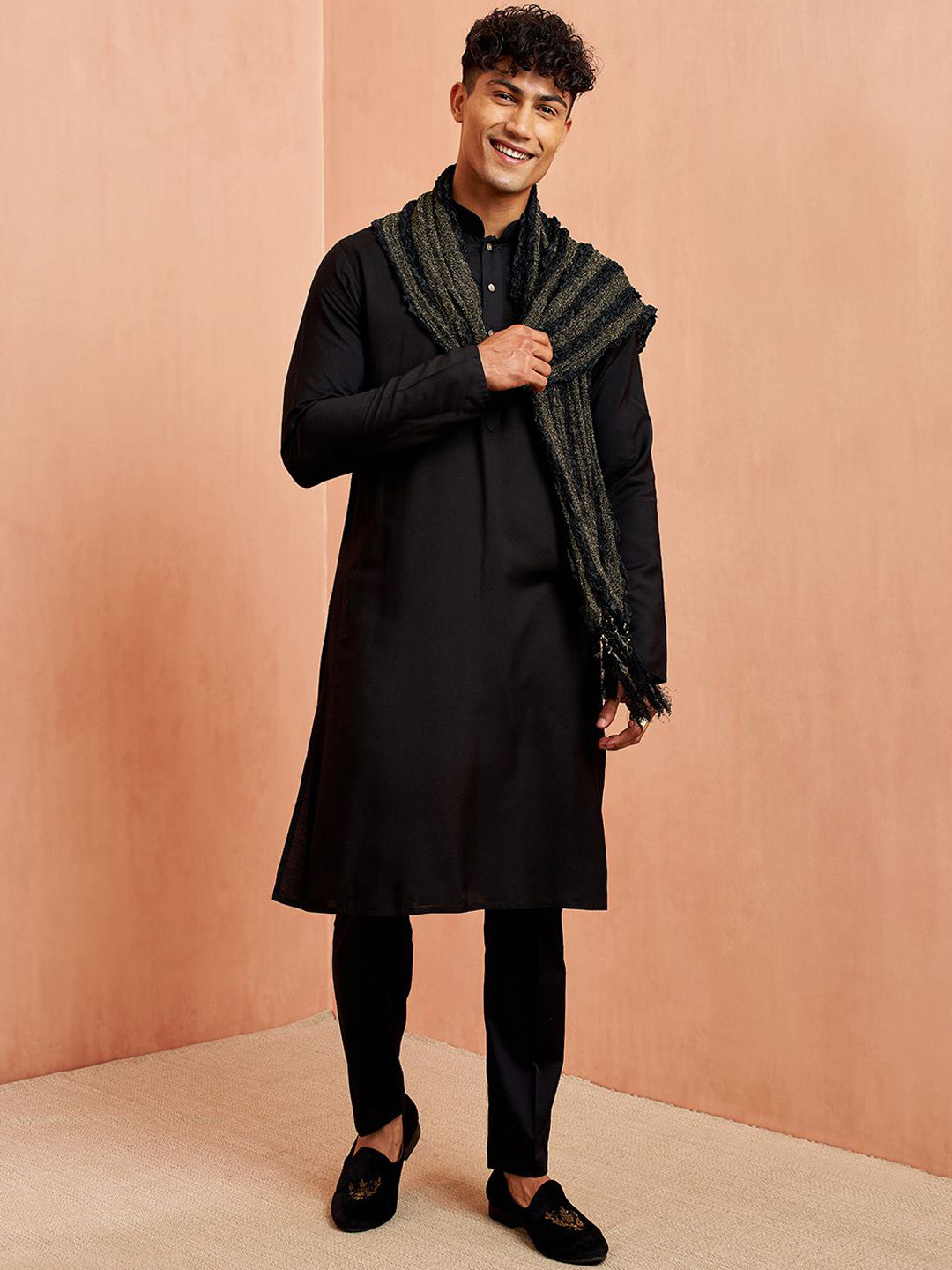VASTRAMAY Mandarin Collar Straight Kurta With Pyjamas & Dupatta
