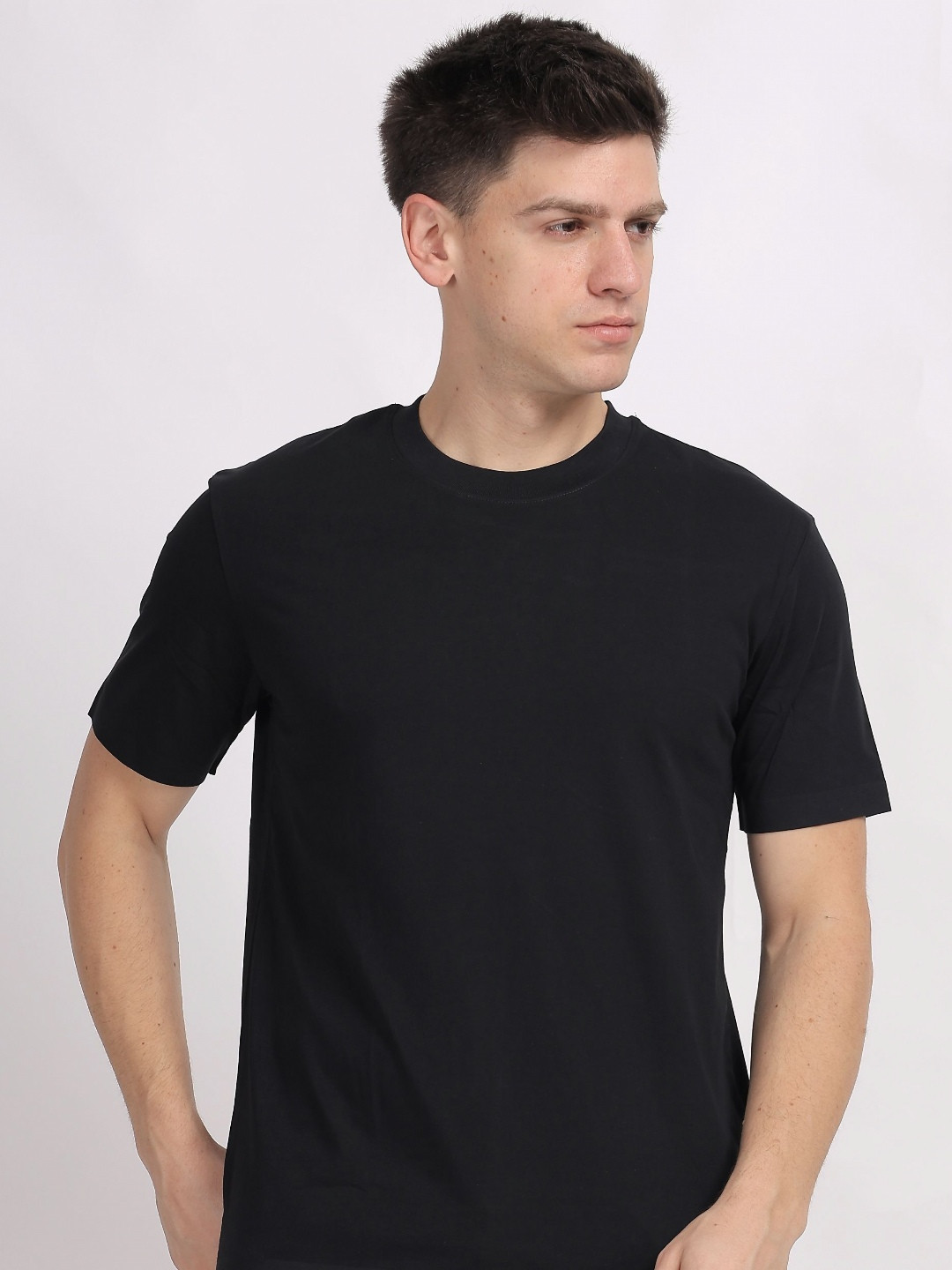WESTTERA Men Solid Round Neck Cotton T-shirt