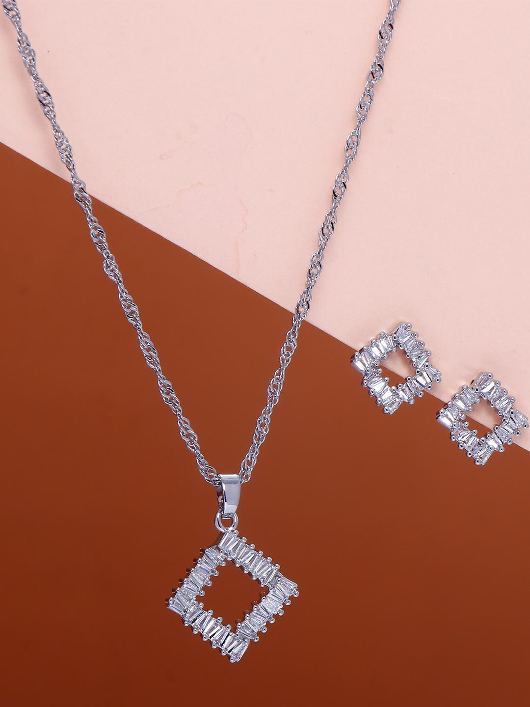 Archies Women Sparkle Alloy Silver pleated Artificial stone Jewellery set