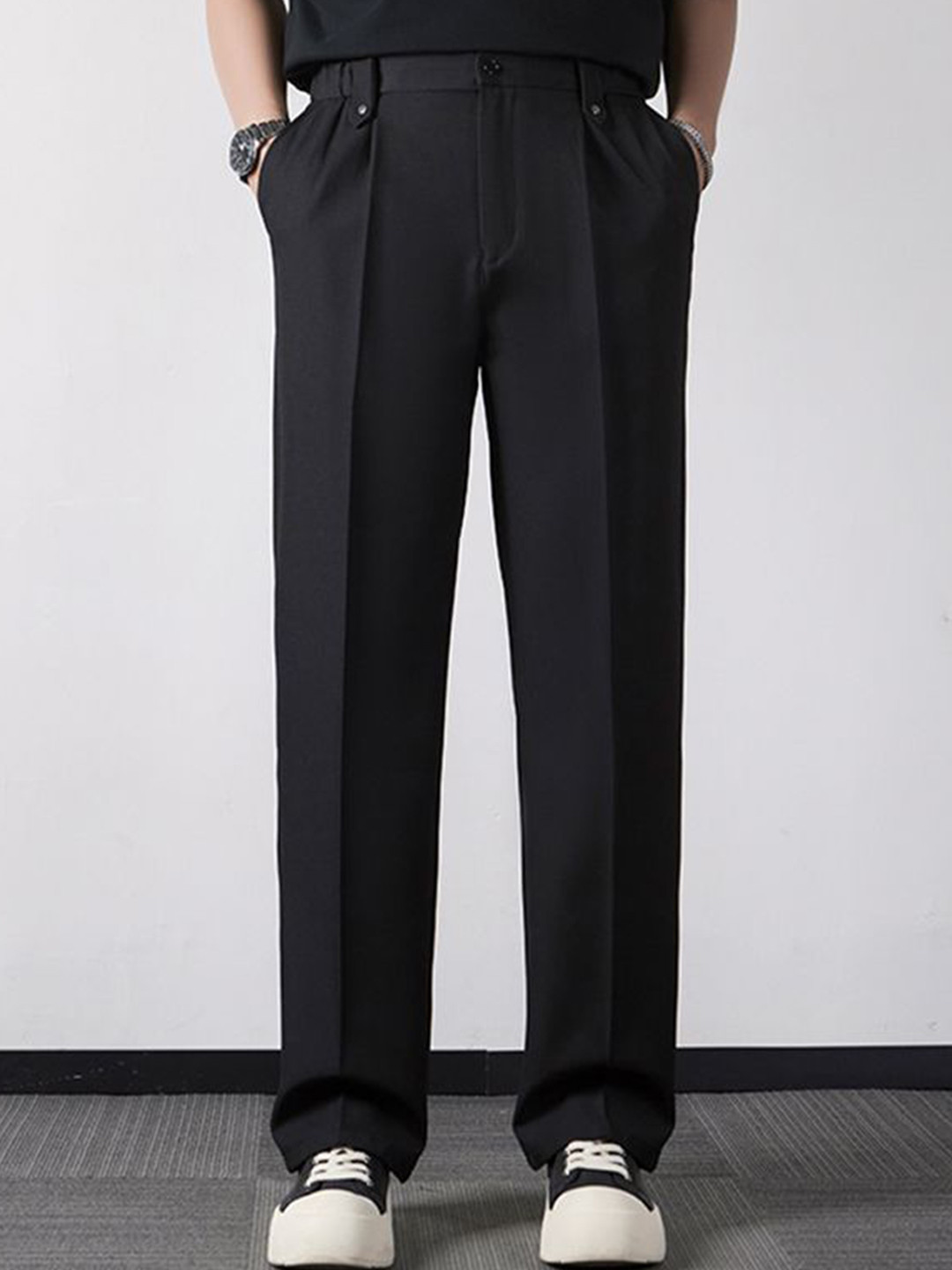 StyleCast x Revolte Men Regular Fit Mid-Rise asy Wash Pleated Regular Trousers