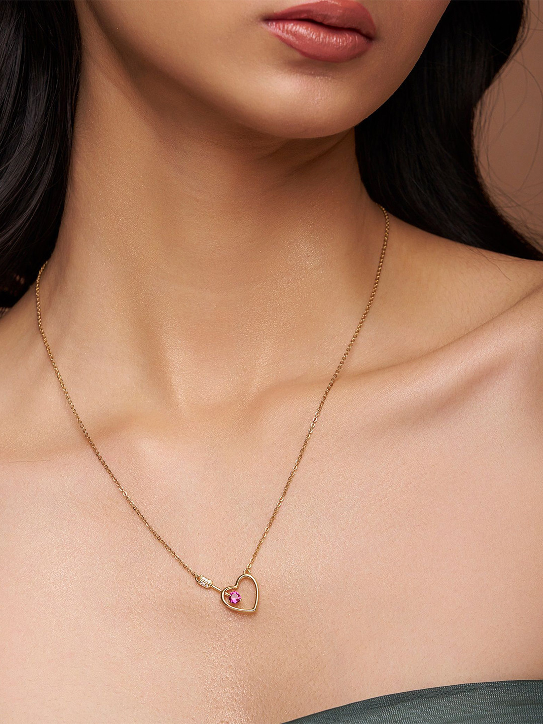 KYMEE 18K Gold Vermeil Stone Studded Vermeil Eternal Heart Shaped Chain