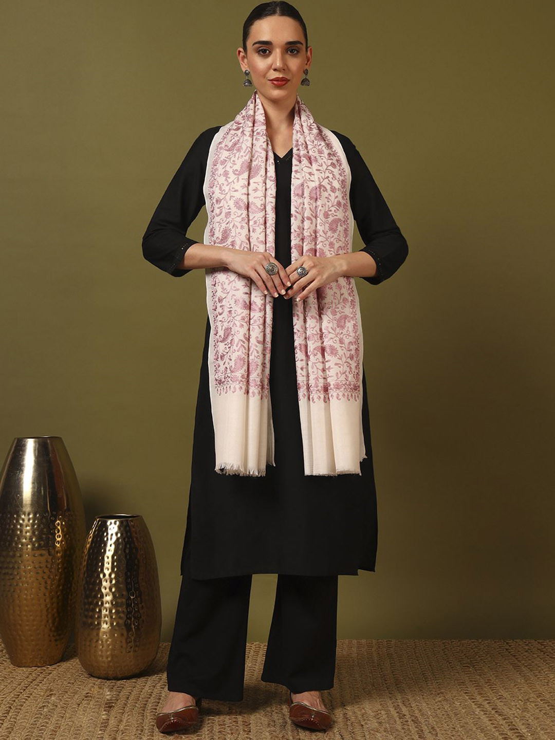 Kala Maison Floral Embroidered Pure Woollen Shawl