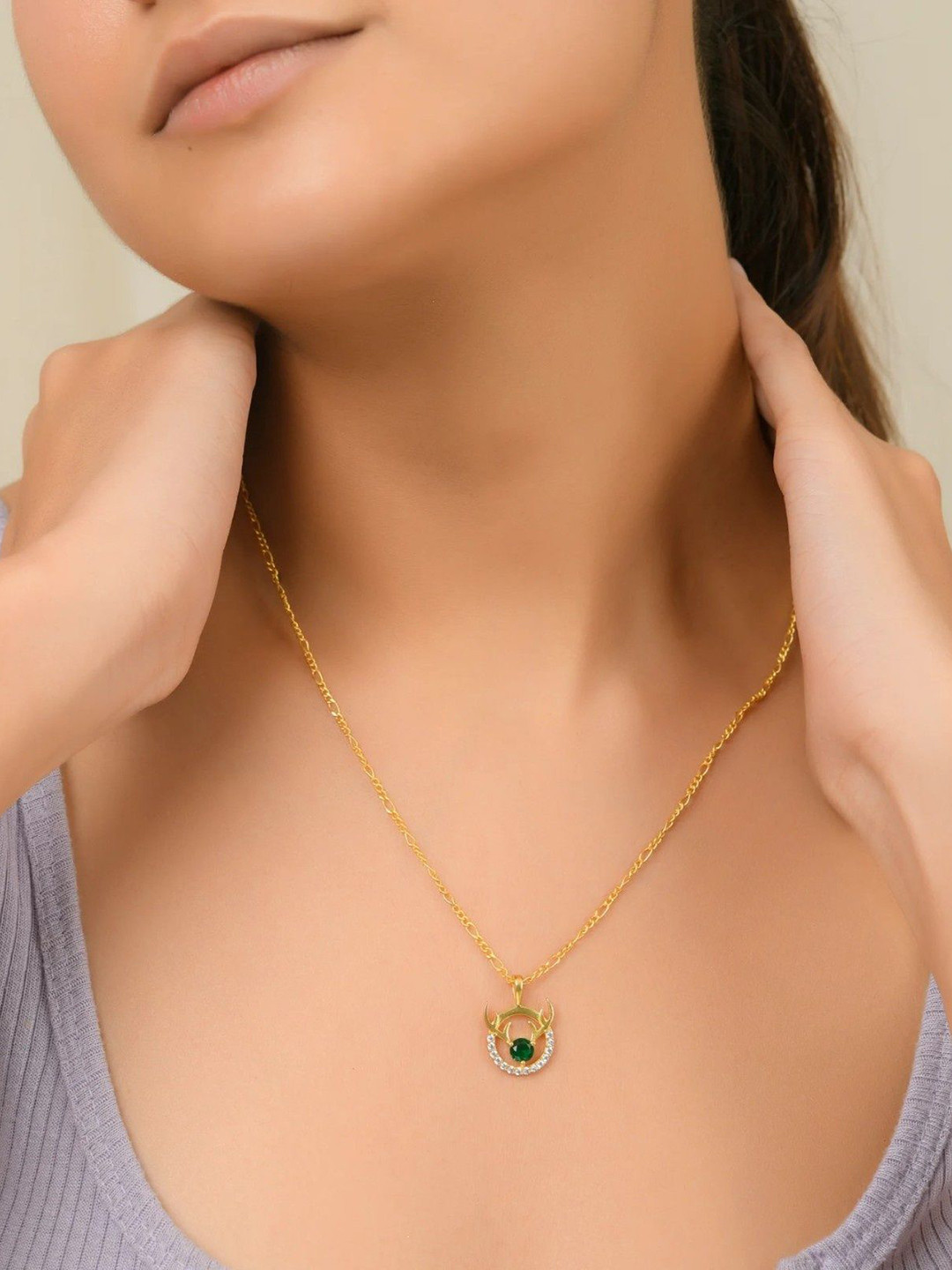 WOOYOU Sterling Silver Gold-Plated Zircon Studded Bucks Quirky Pendant With Chain