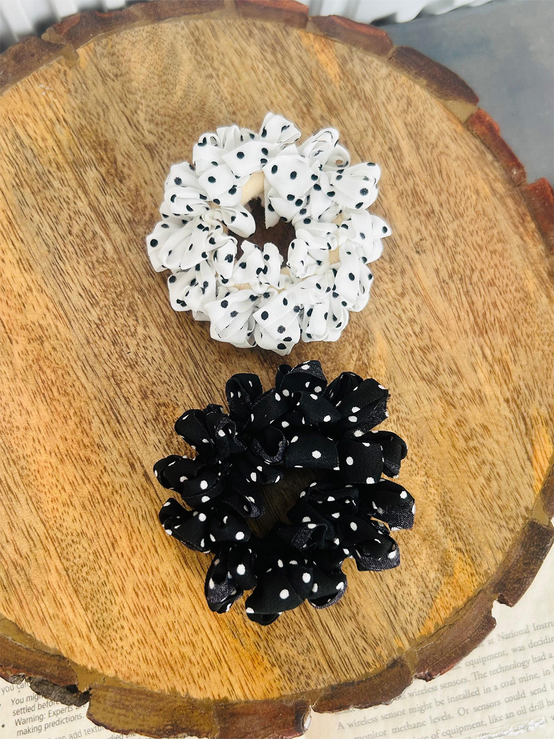 Radhya Accessories Women Set of 2 Polka dot Ruffled Scrunchies