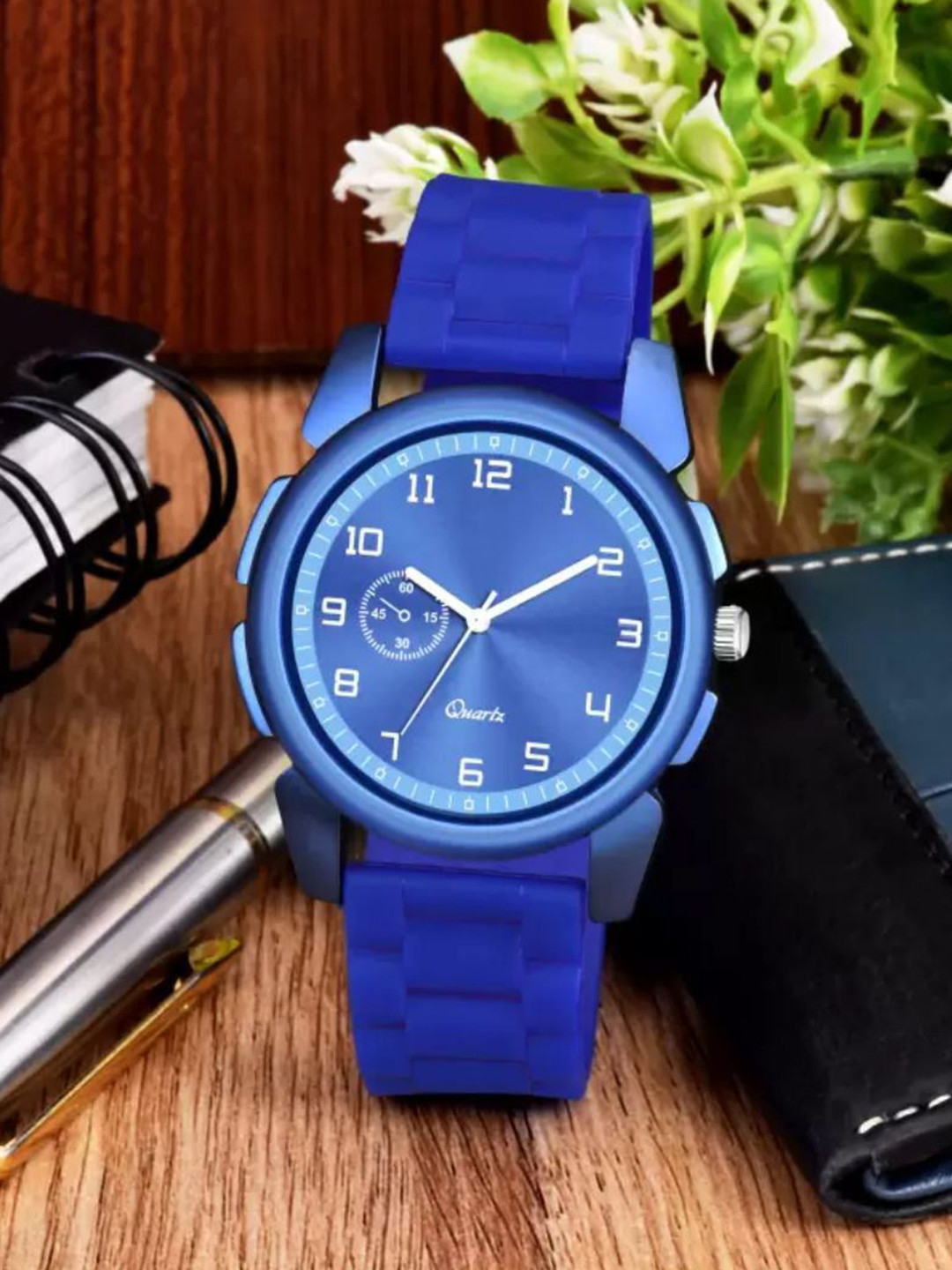 Miss Perfect Men Round Dial & Bracelet Style Straps Analogue Watch ACC105