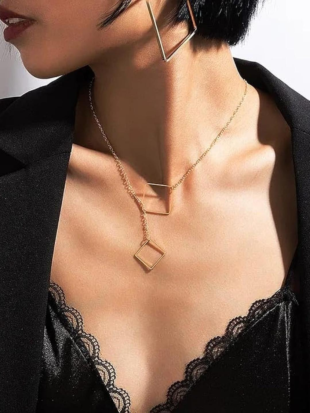 DressBerry Women Gold-Plated Single Layered Square In Square Chain