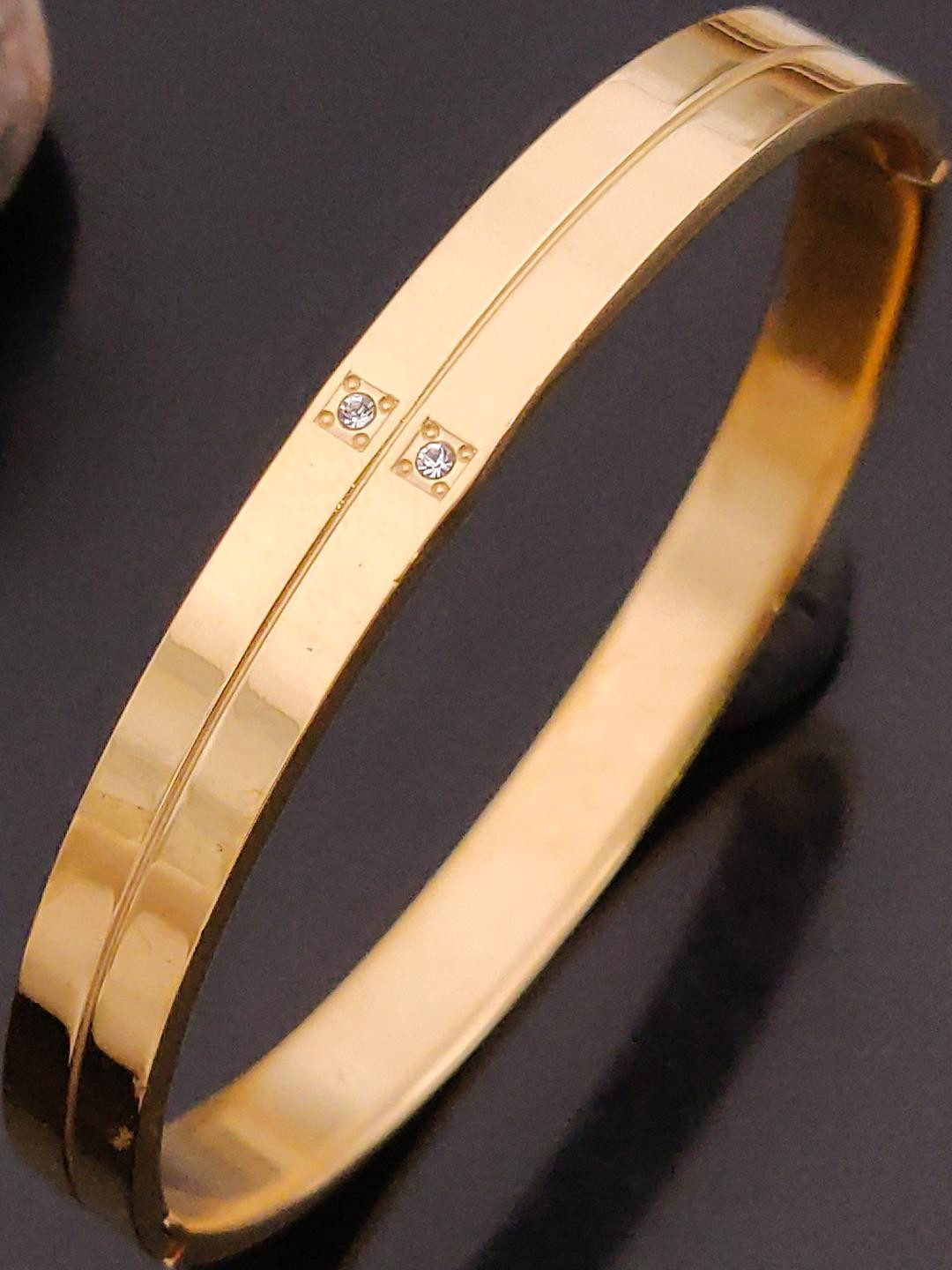 Moda Rapido Gold Stainless Steel Kada Bracelet