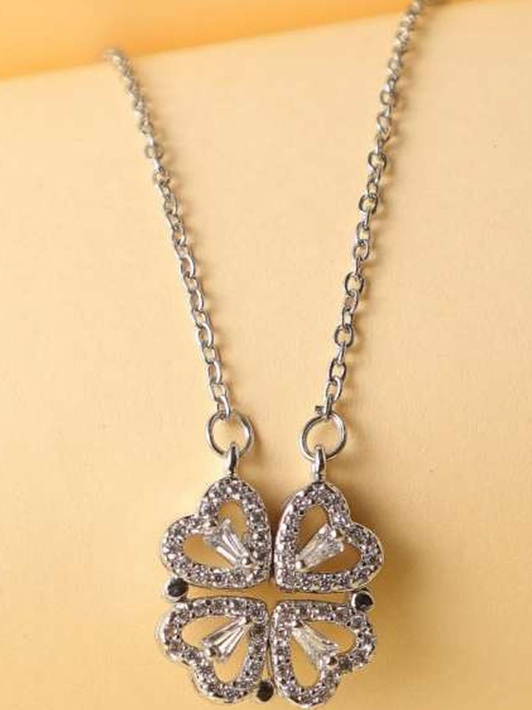 DressBerry Silver-Plated One Magnetic Hearts Clover Pendant Necklace