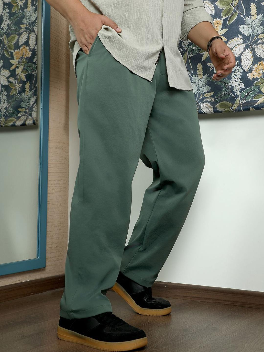 Instafab Plus Emerald Men Relaxed Fit Mid-Rise Comfort Easy Wash Trousers