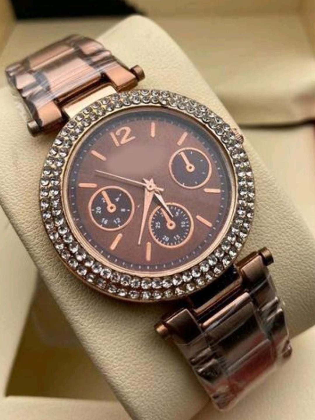 Miss Perfect Women Embellished Dial & Bracelet Style Straps Analogue Watch Aki70