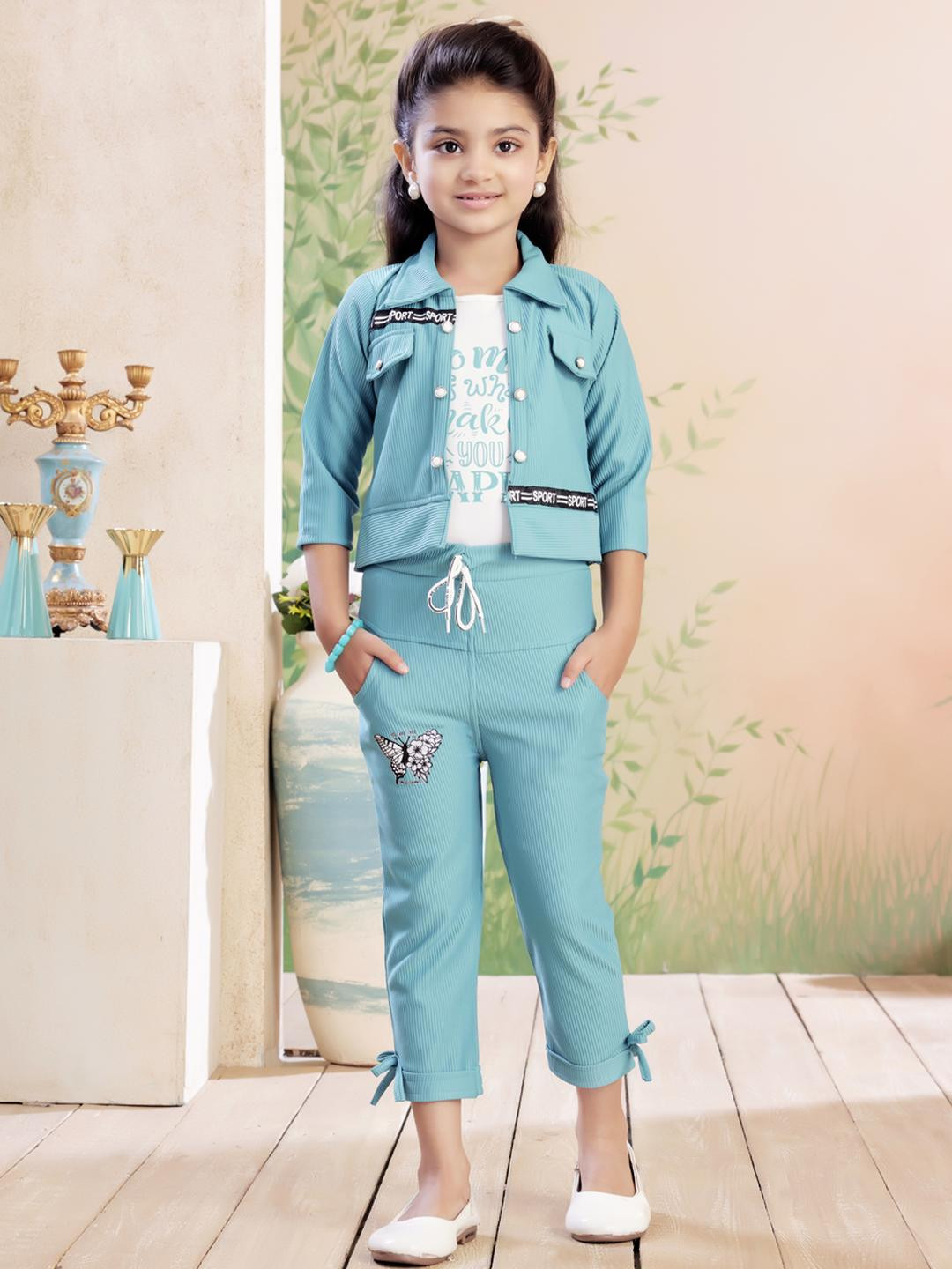 Muhuratam Girls Green Nylon  Clothing Set