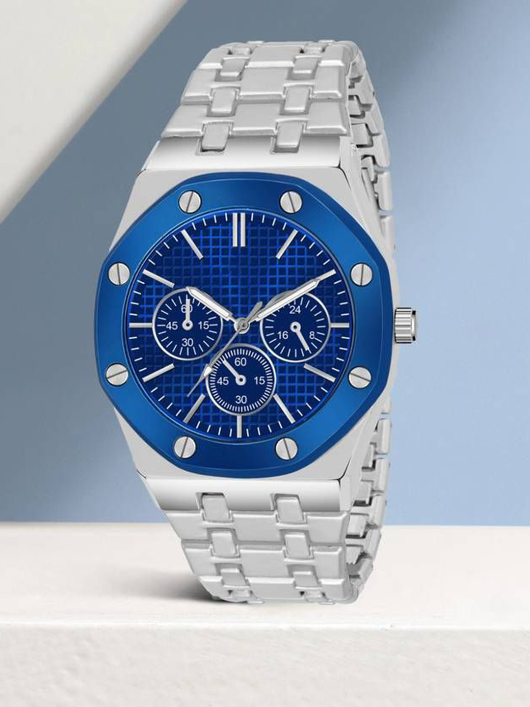 YUKAX Men Bracelet Style Straps Analogue Watch Hublot Silver