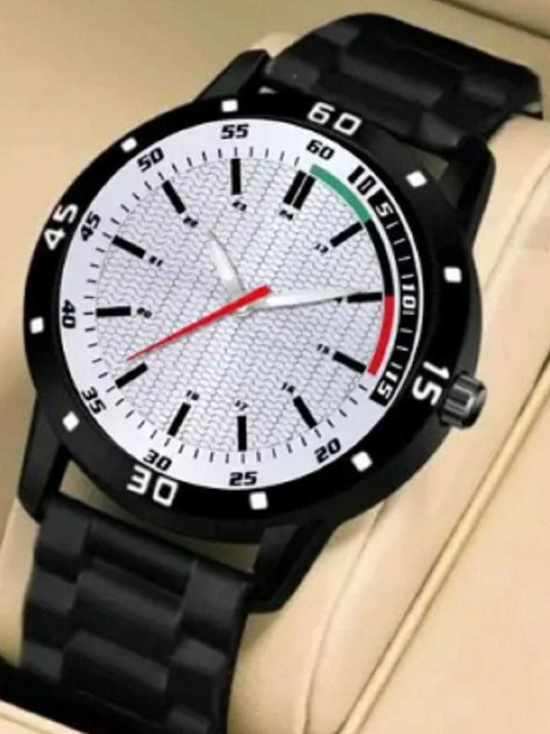 Miss Perfect Men Embellished Dial & Bracelet Style Straps Analogue Watch FG120