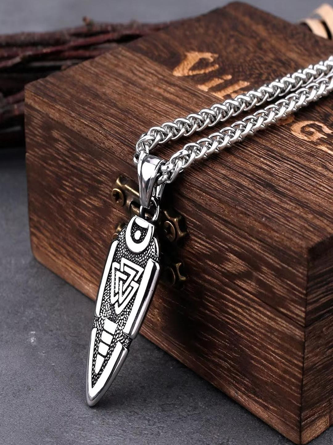 Jewelgenics Men Silver-Plated Contemporary Oxidised Pendant with Chain