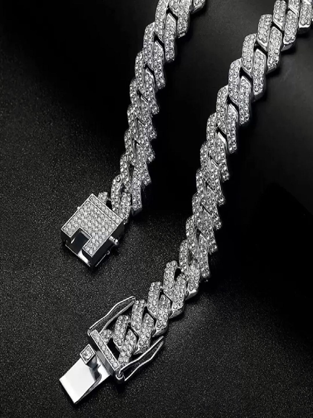 Newitin Unisex Silver-Plated Cubic Zirconia Studded Statement Chain