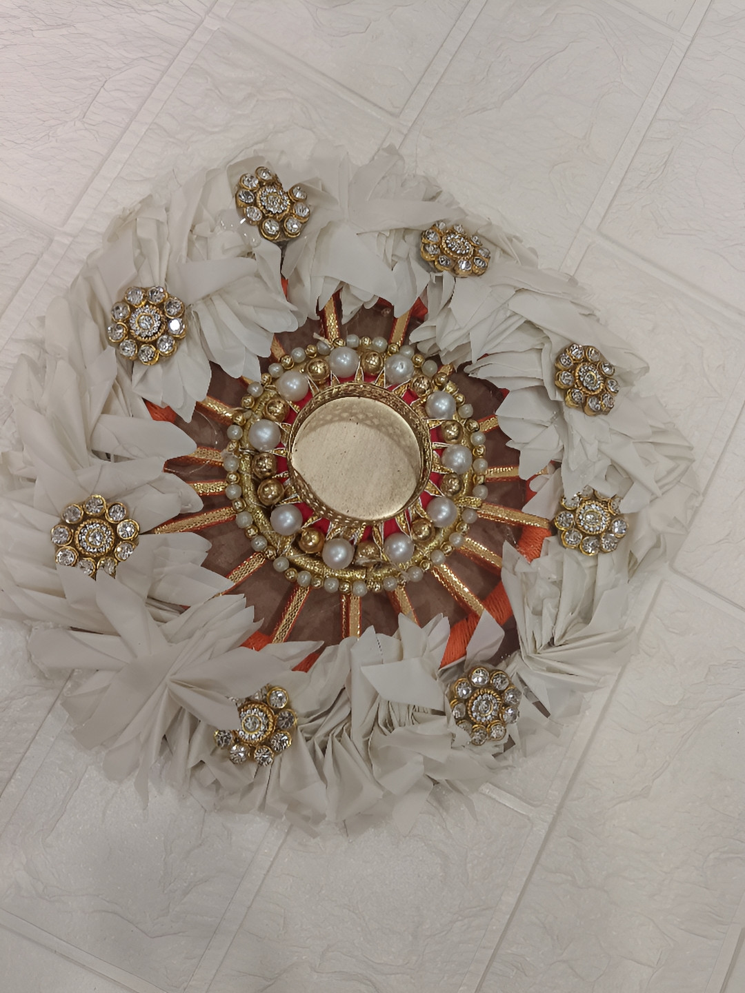 Sellplus Pink & White Rangoli Plate With Decorative T-light Holder