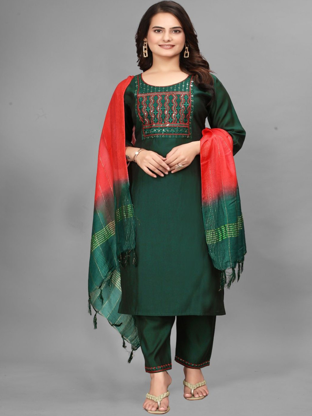 Panihari creation Ethnic Motifs Printed Round Neck Straight Kurta With Trouser & Dupatta