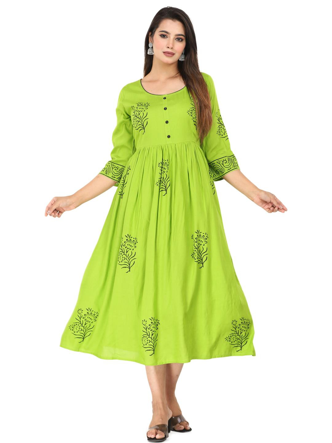 PRIYAGANI GARMENTS Women Black Viscose Rayon  Kurtis