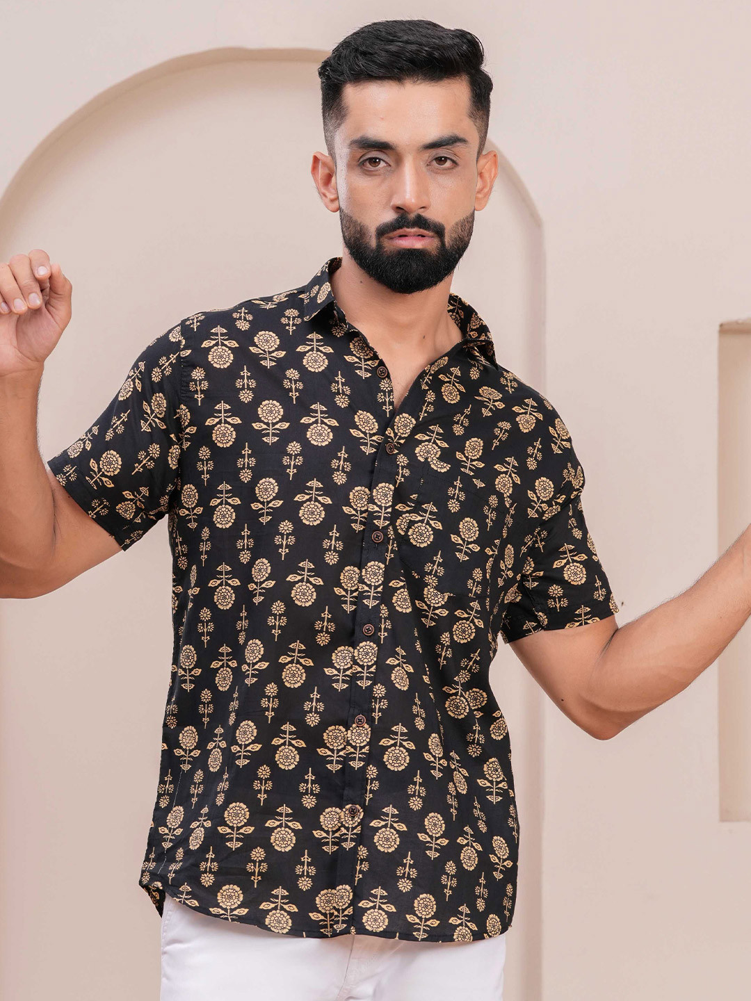 JAHIDA COMFORT WITH STYLE Men Comfort Fit Floral Printed Spread Collar Cotton Casual Shirt