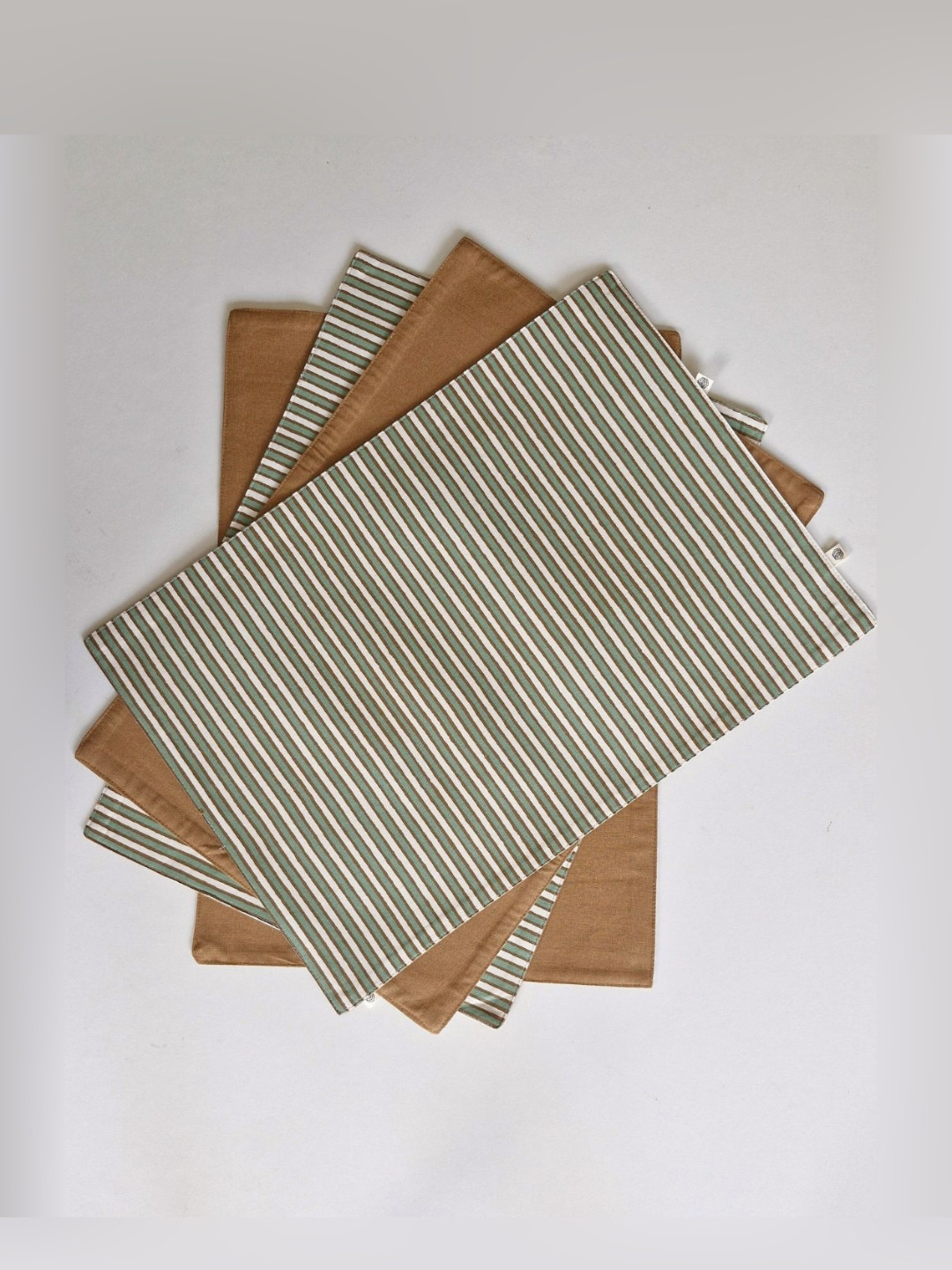 The Yard House Green & Brown 4 Pieces Printed Reversible & Wipeable Cotton Placemats