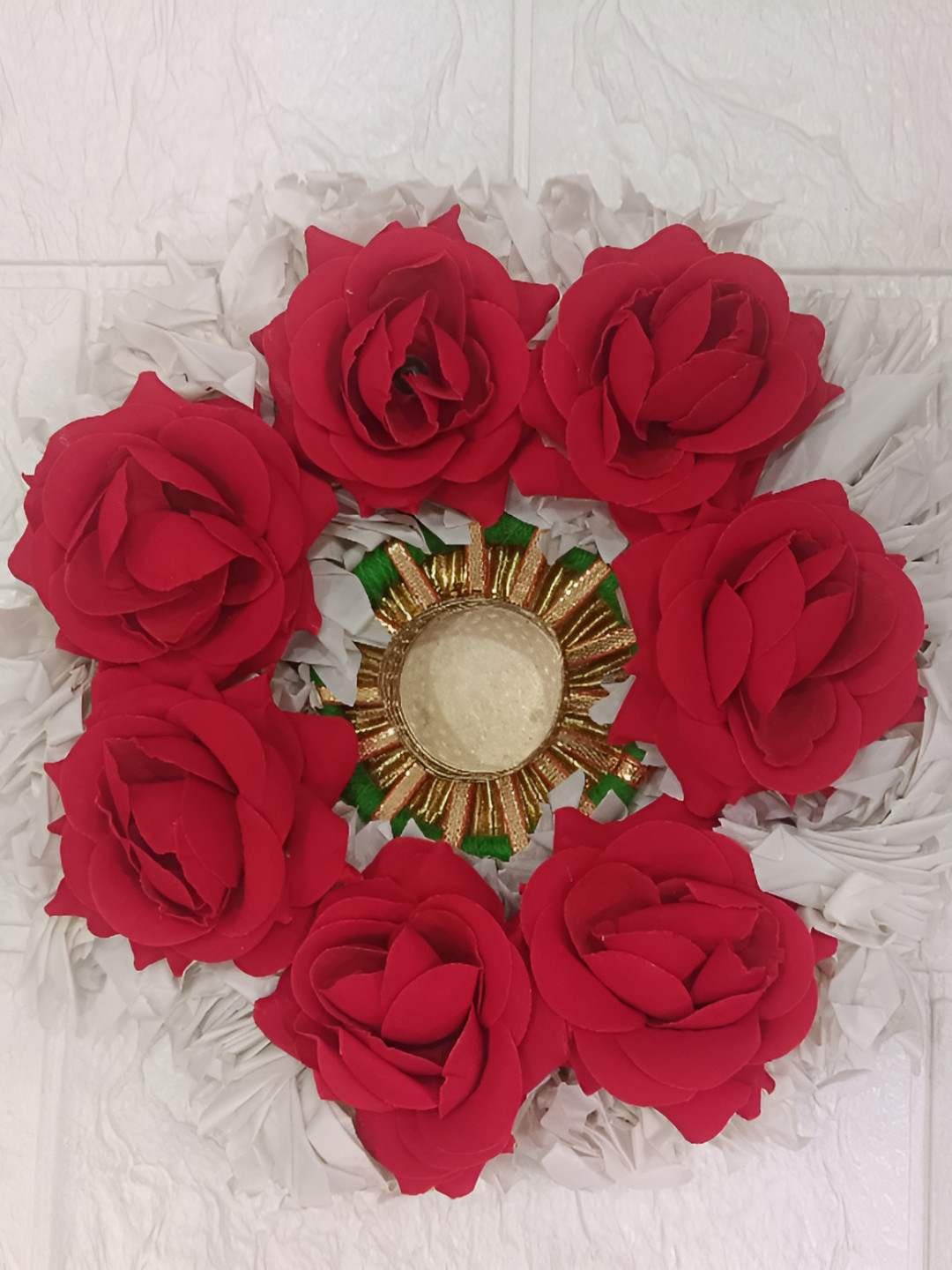 Sellplus Red & Green Paper & Velvet Rose Rangoli Set
