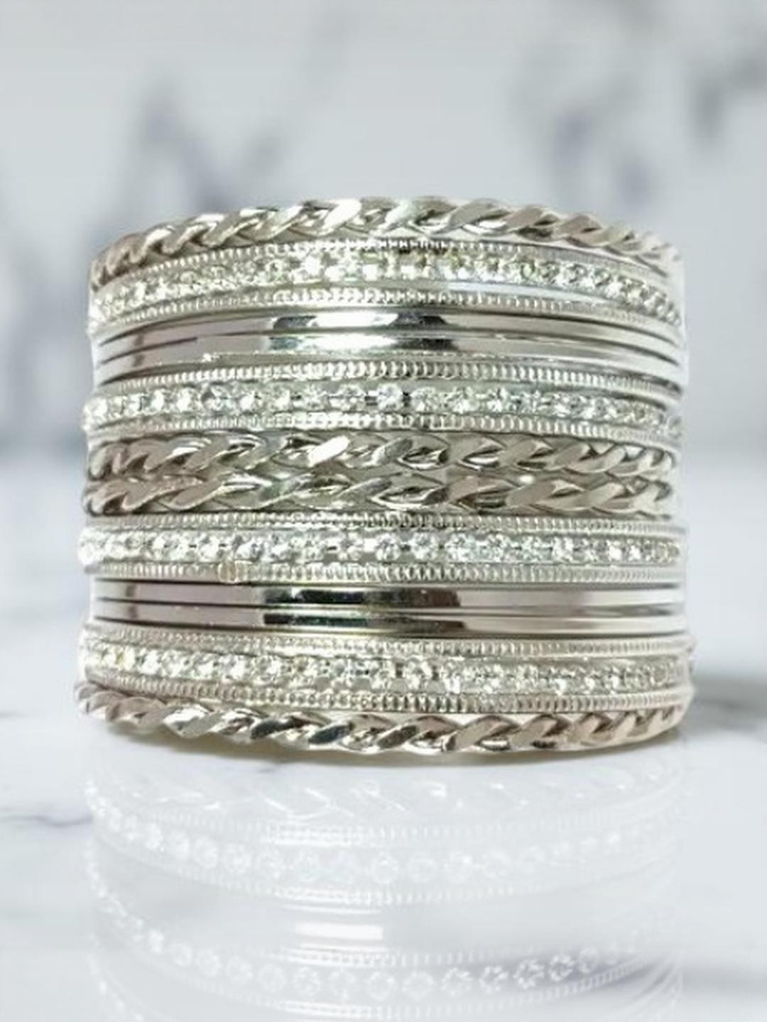 NAVMAV Alloy Artificial Stones Bangle