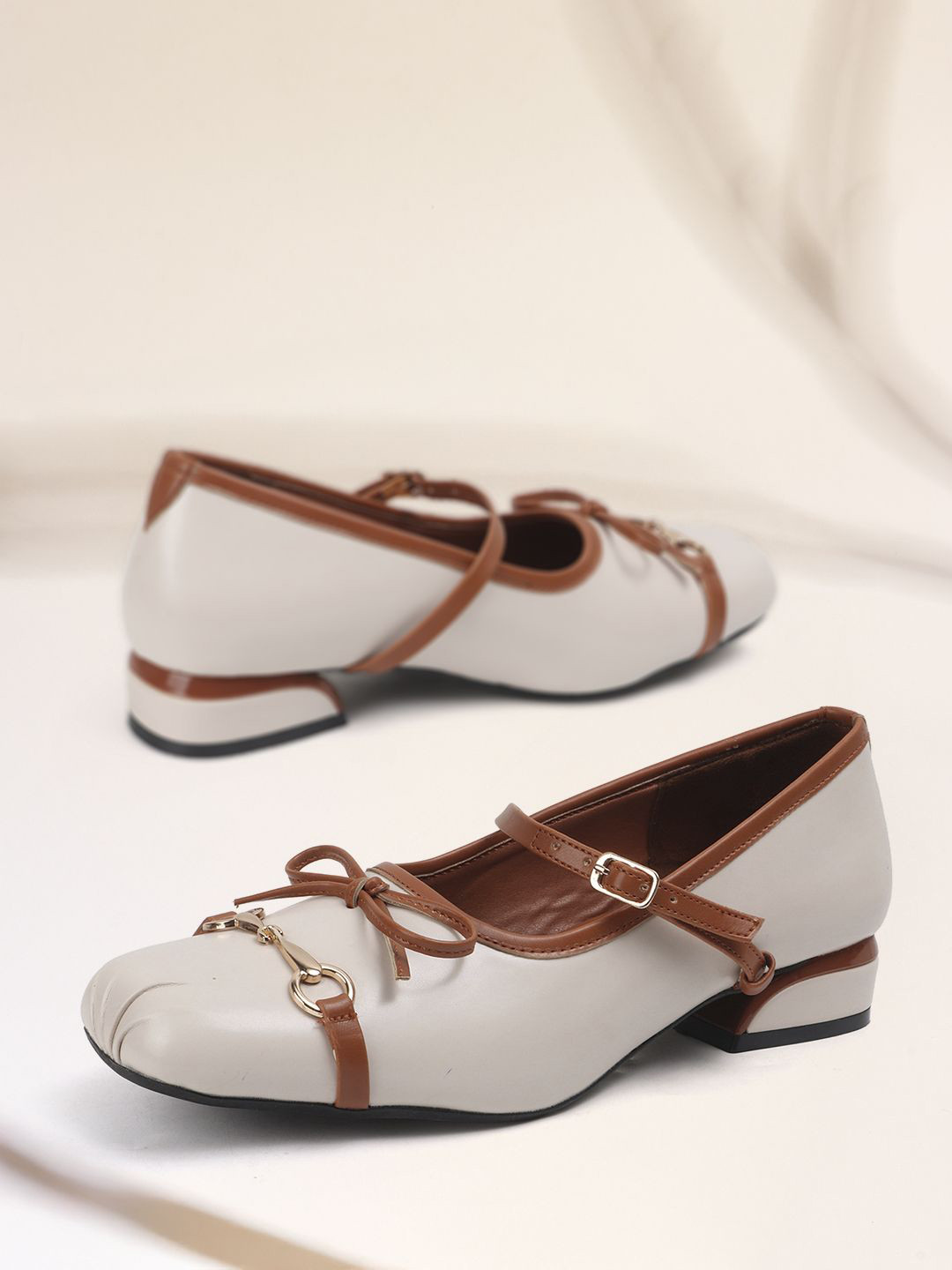 THE WHITE POLE Women Casual Mary Janes with Bow