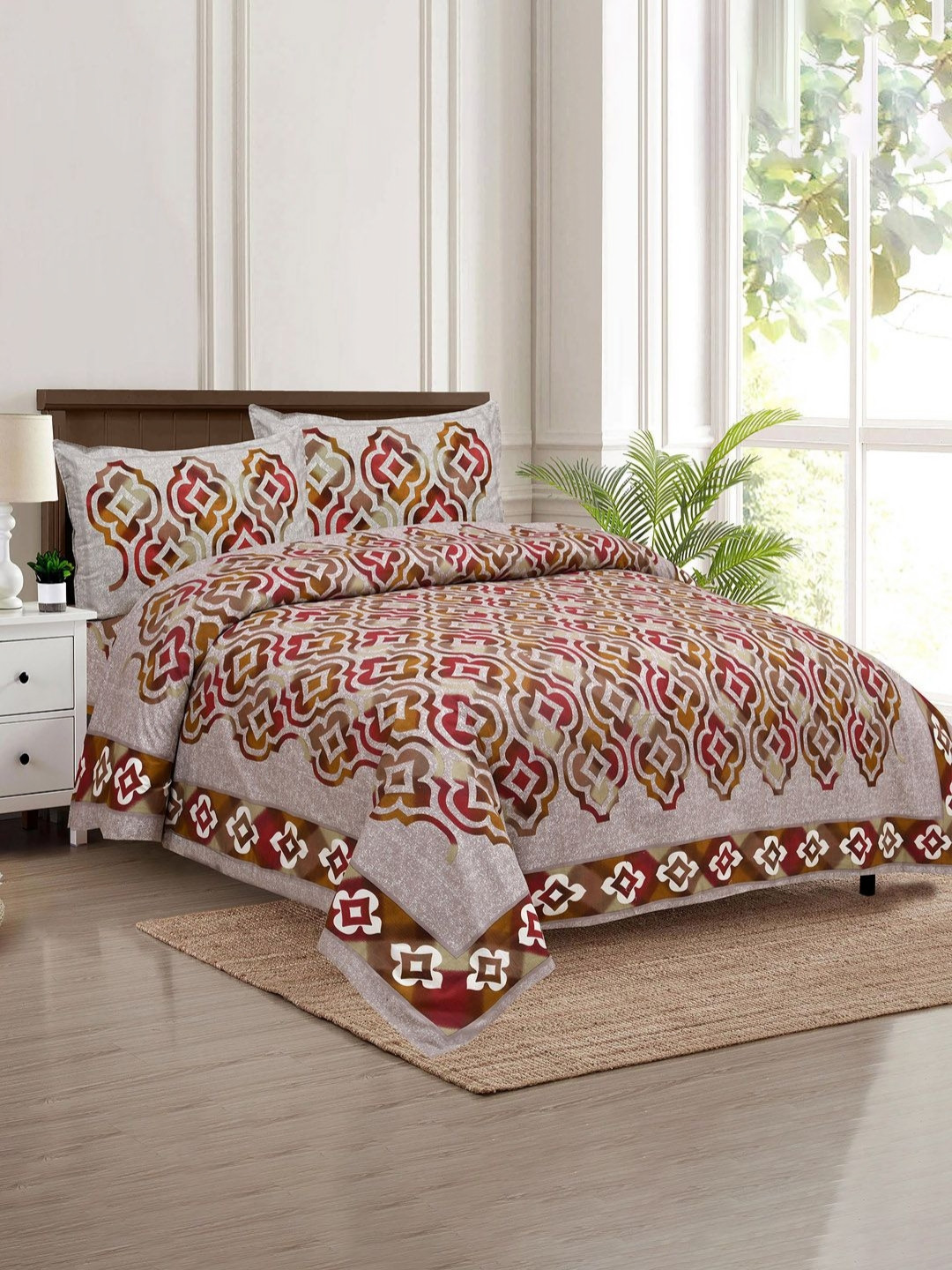 Aura Brown & Red Graphic Printed 160 TC King Bedsheet Set-2.72m x 2.29 m x 0.1 m