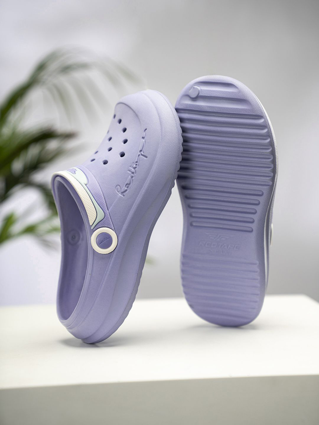 Red Tape Women EVA Colourblocked Clogs