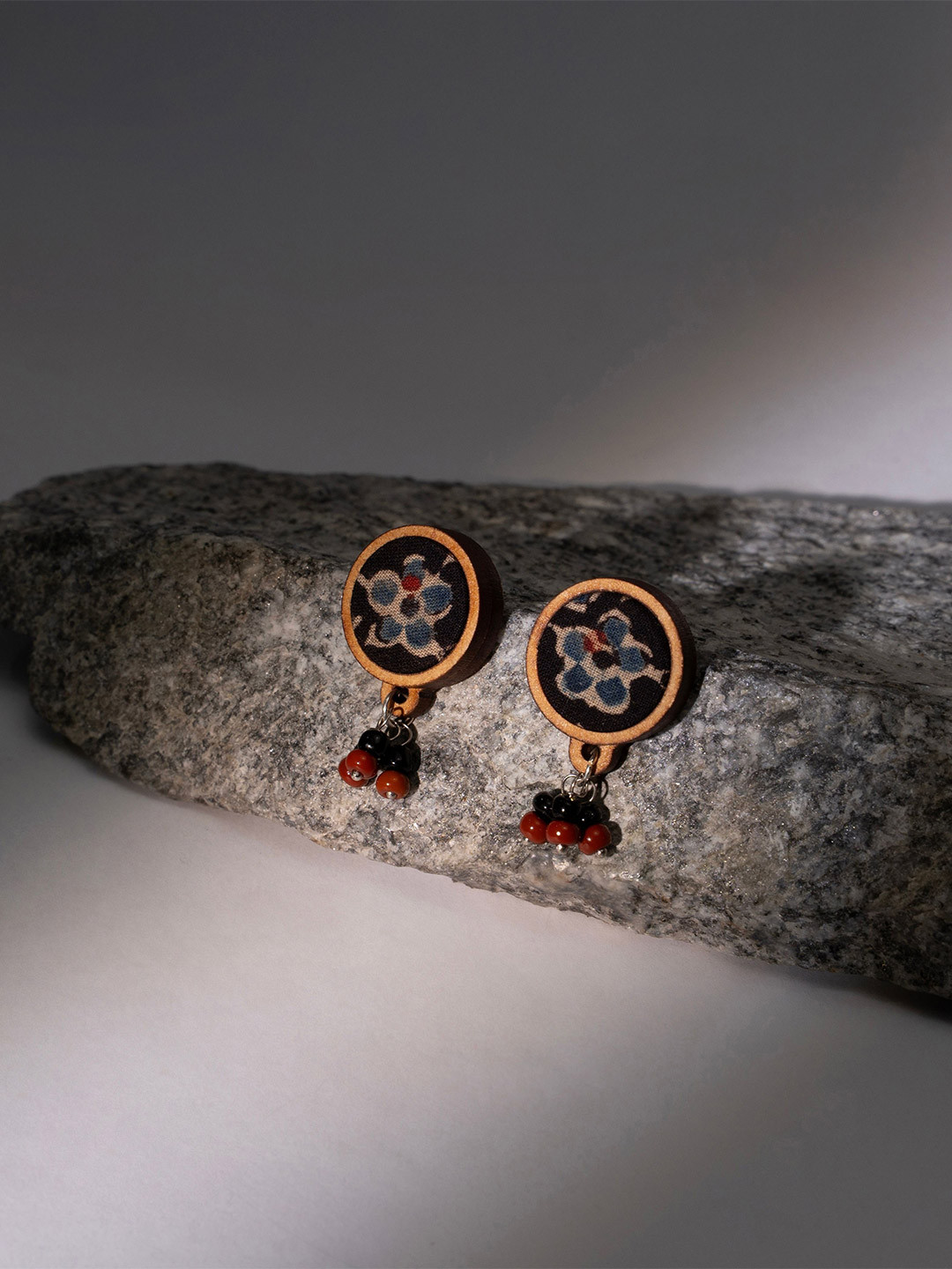 WHE Artificial Beaded Red Wheel Circular Drop Earrings