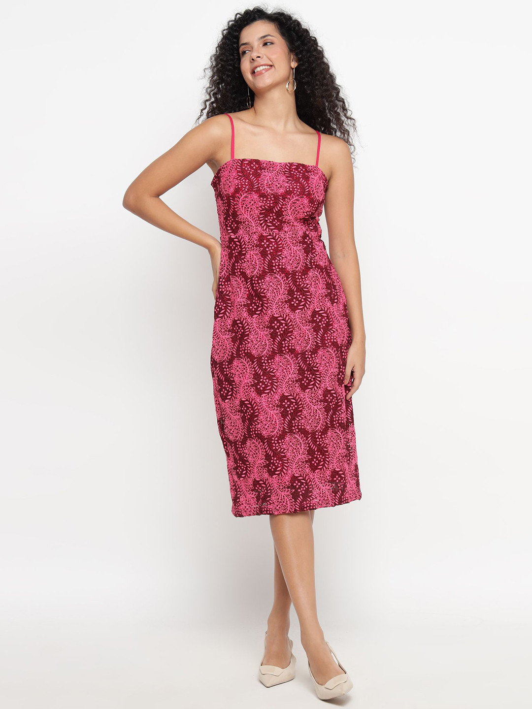 theulluu.com Floral Lace Shoulder Straps A-Line Midi Dress