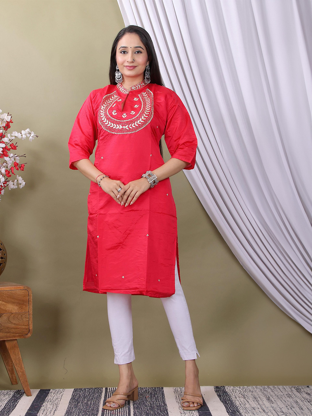 Parth S Fashion Women Ethnic Motifs Embroidered Beads Handwork Pure Silk Straight Kurta