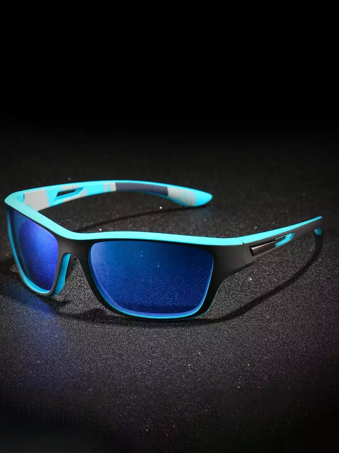 Rozzetta craft Unisex Sports Sunglasses with Polarised and UV Lens RC 336 blue