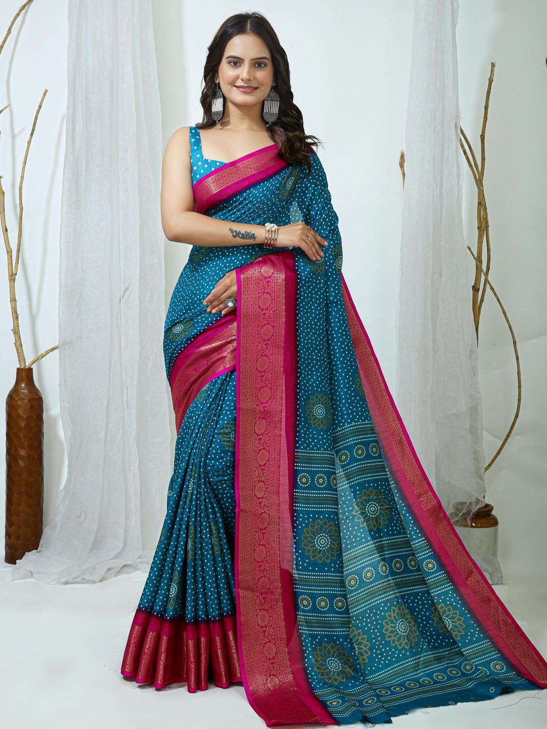 all about you Bandani Printed Woven Design Zari Saree