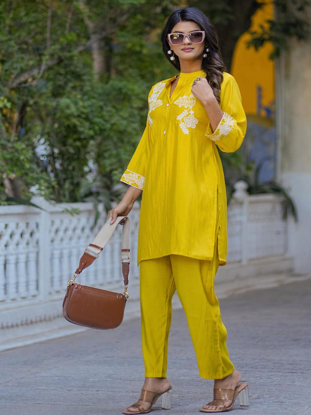 KALINI Ethnic Motifs Floral Cotton Blande Kurta With Trouser Co-Ords