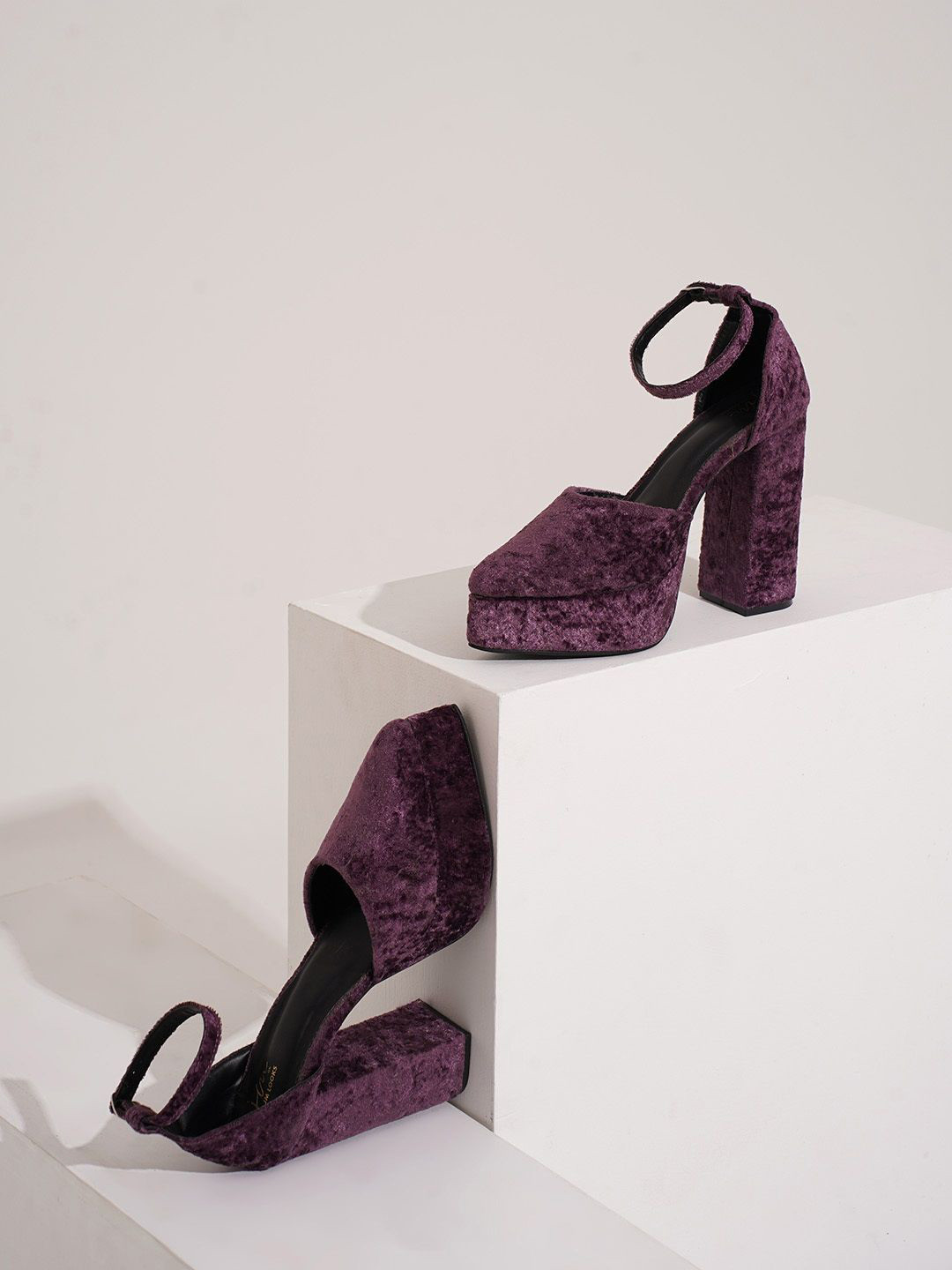 JM Looks Women Party Buckles Strap Block Heel Sandals