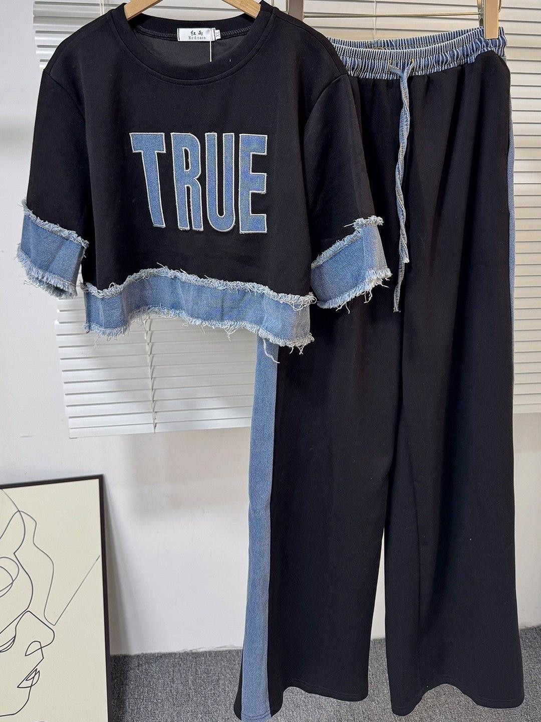 Miss Mosa By Akanksha  Noemi Printed Round Neck Denim T-shirt With Trousers