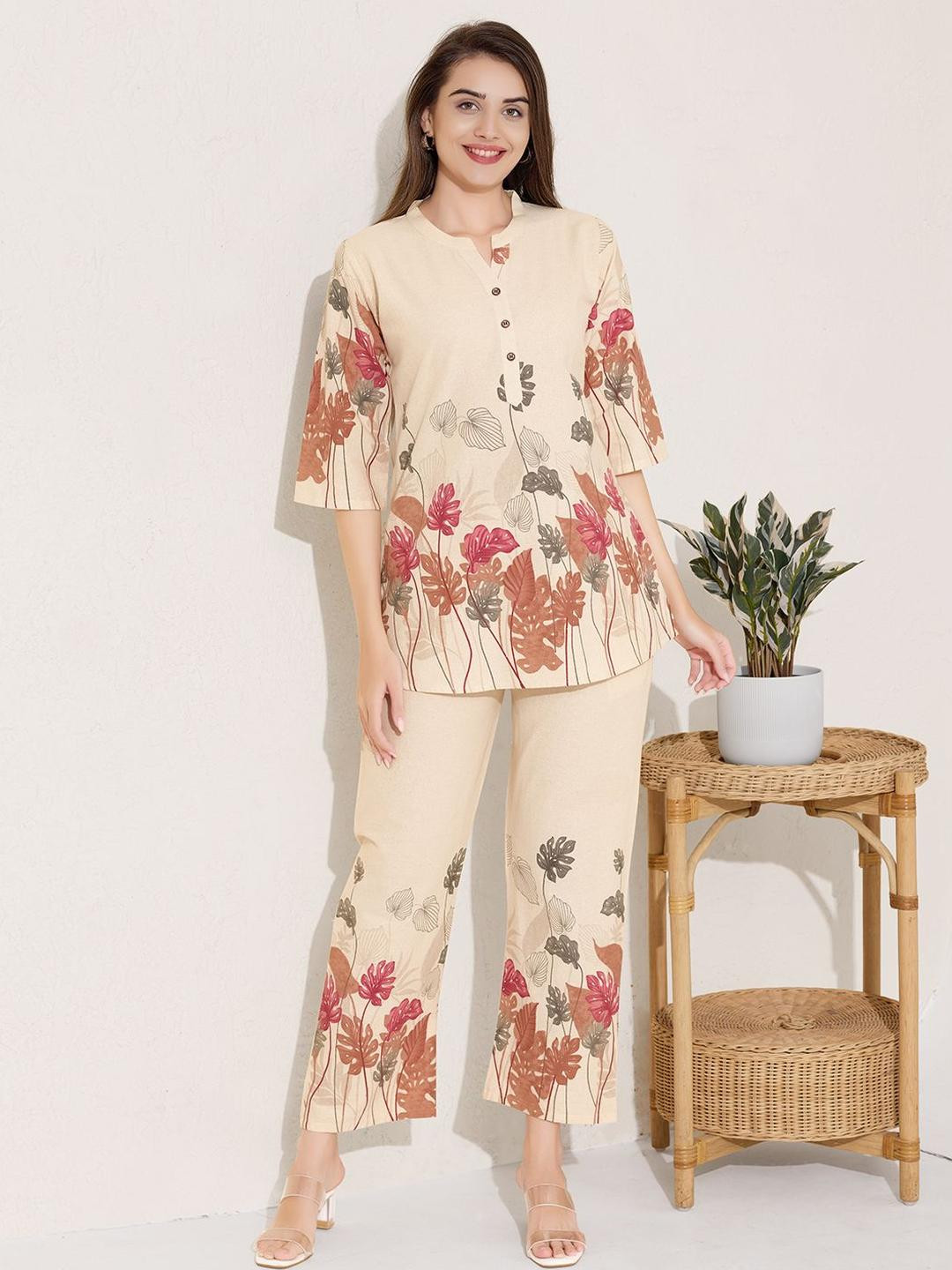 QUIRA Printed Round-Neck Top With Trouser