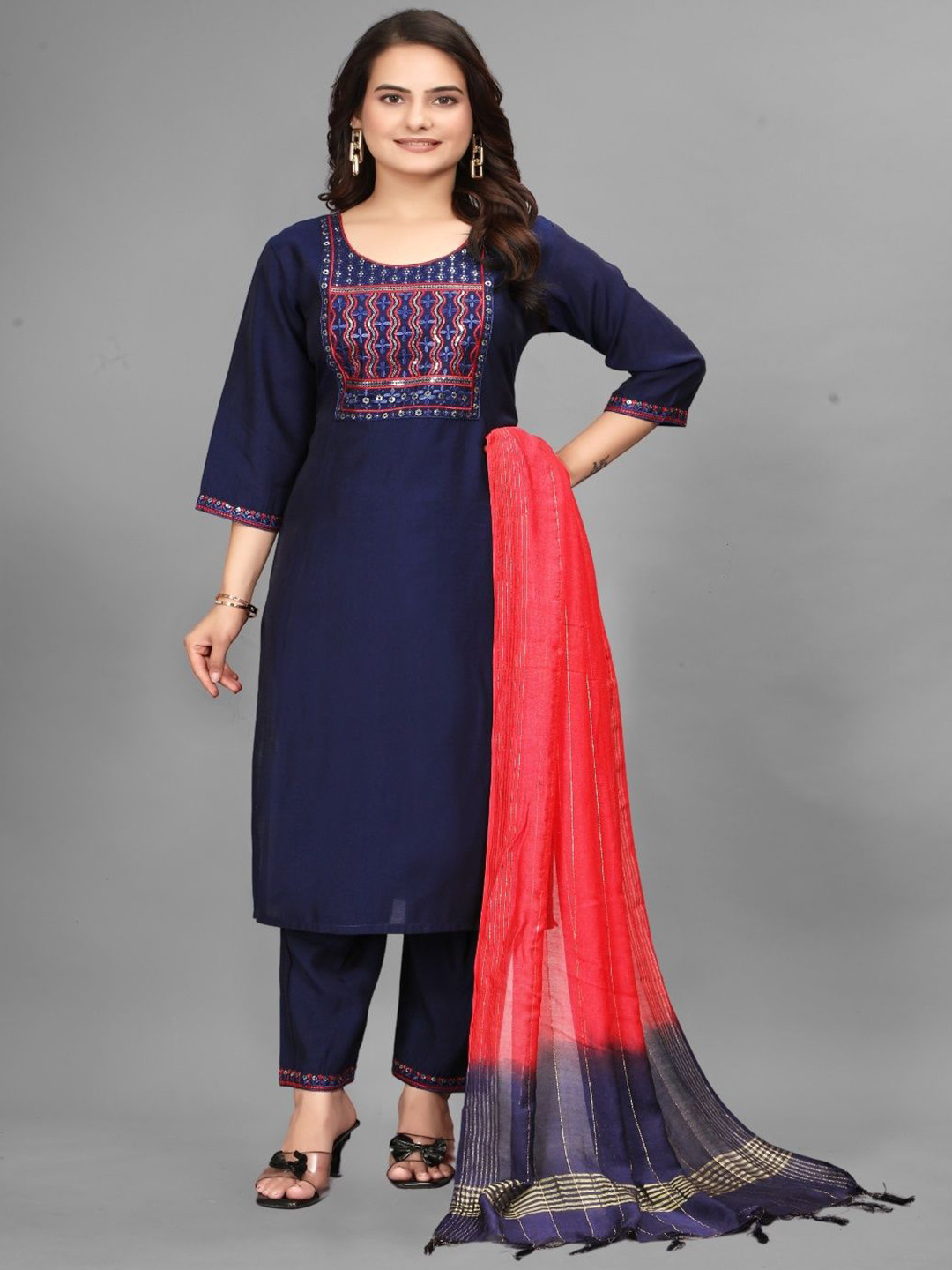 Panihari creation Women Floral Yoke Design Sequinned Kurta with Trousers & Dupatta