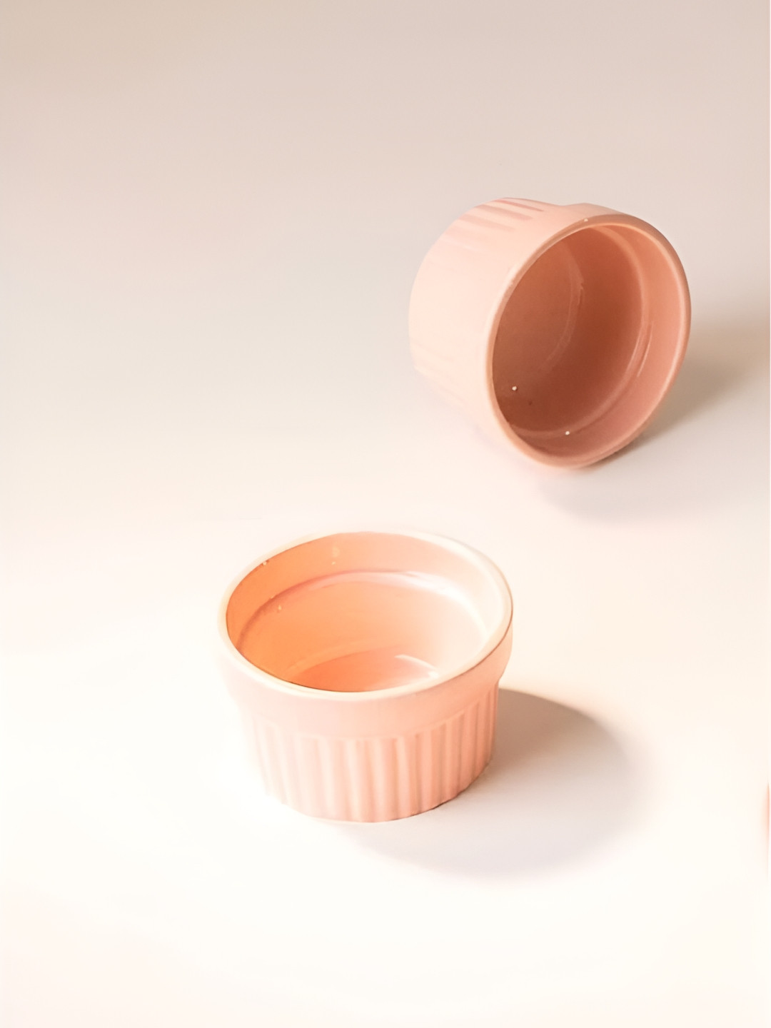 FREEDOM TREE Color Pop Pink 2 Pieces Textured Ceramic Bakeware Set