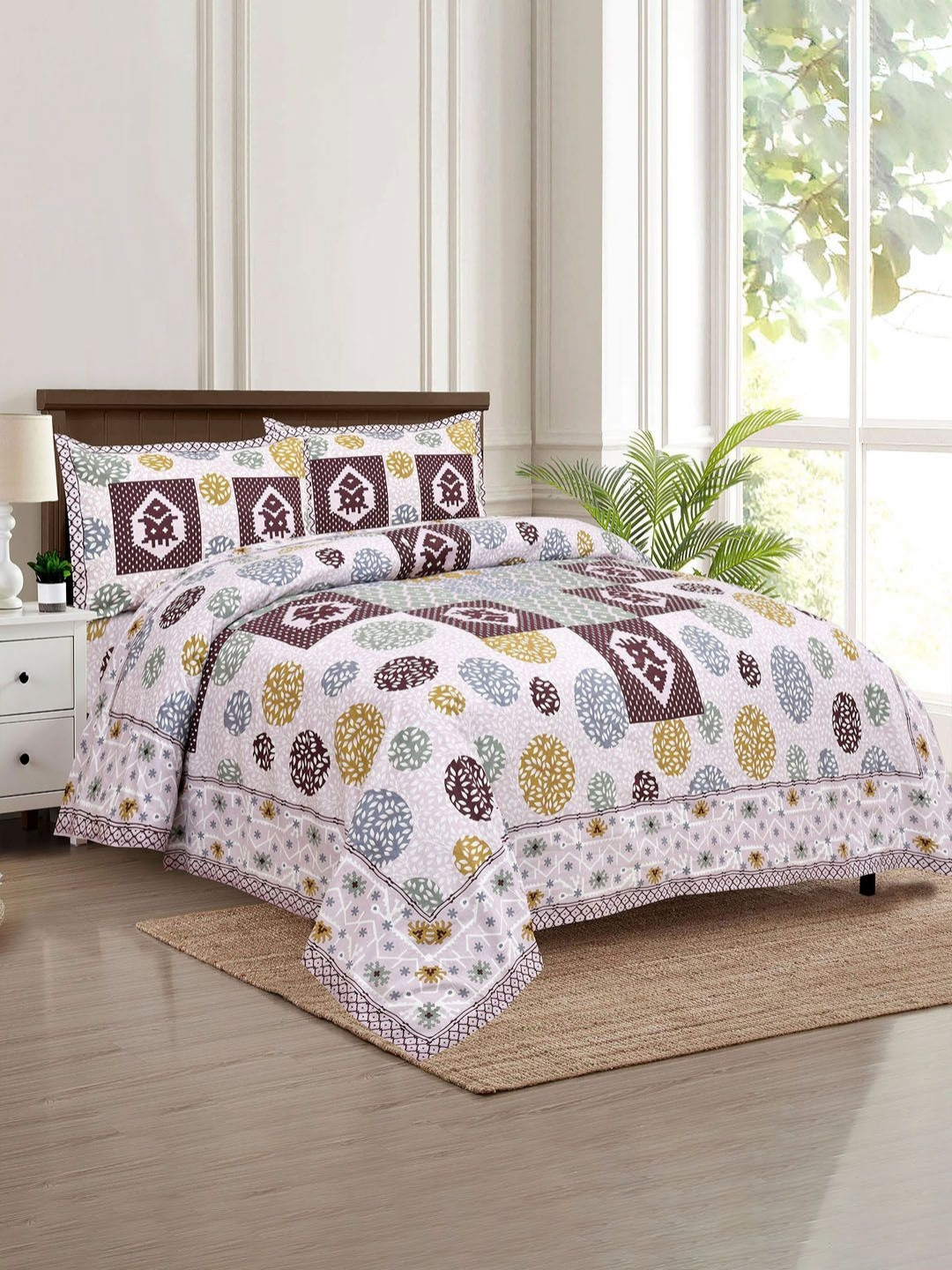 Aura Purple & Off White Floral Printed 160 TC King Bedsheet Set-2.72m x 2.29 m x 0.1 m