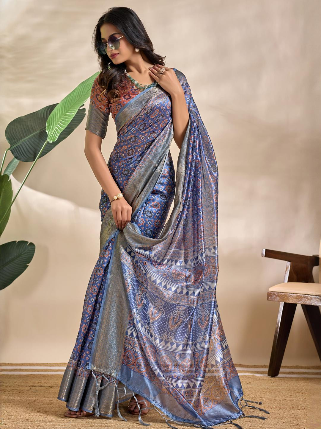 HERE&NOW Grey Printed Art Silk Sarees